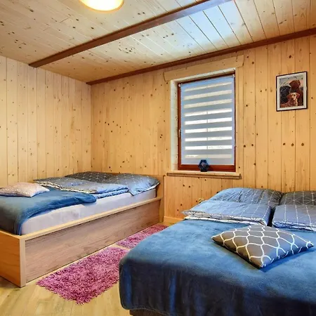 Dom Zora Appartement