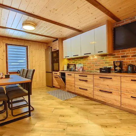 Dom Zora * برينا