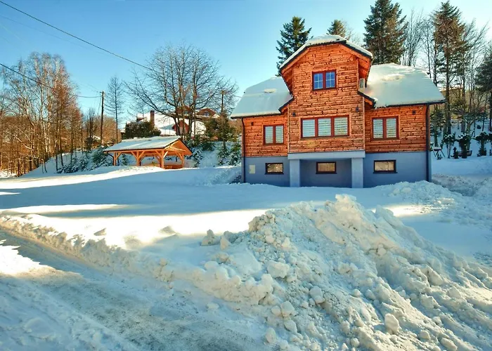 Dom Zora Apartment *